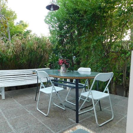 Hosteria Teuly Puerto Madryn Bagian luar foto